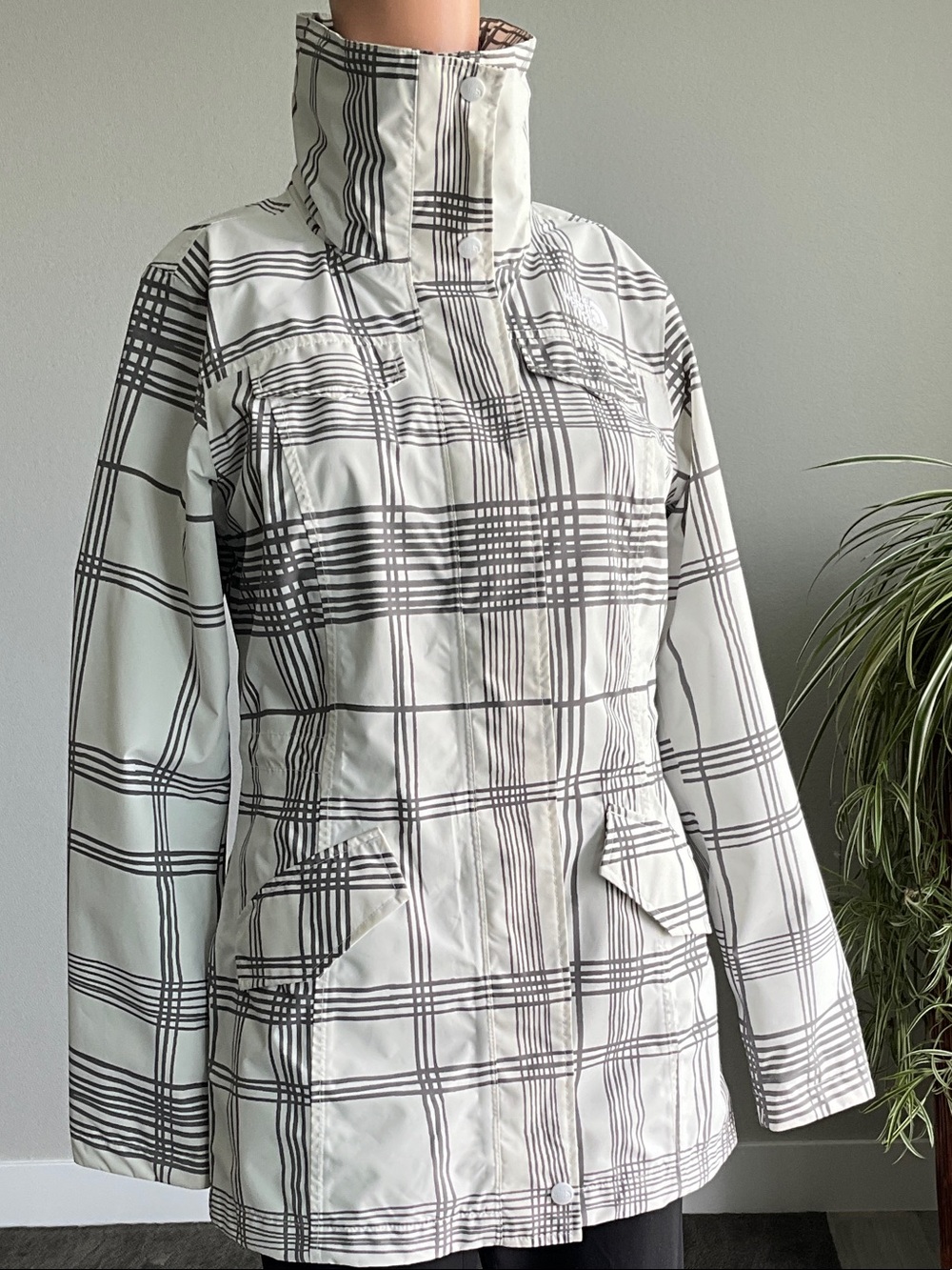 The North Face White and Black Plaid Trench Coat